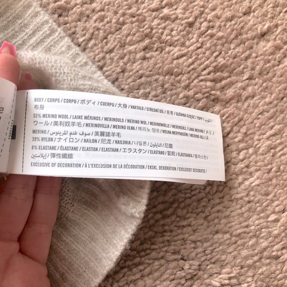 Abercrombie & Fitch merino wool sleeveless mock neck - Picture 4 of 4